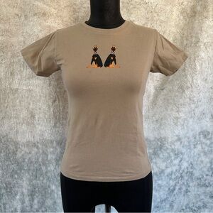 Vibe’n tan t shirt featuring dogs with rhinestone collar size S